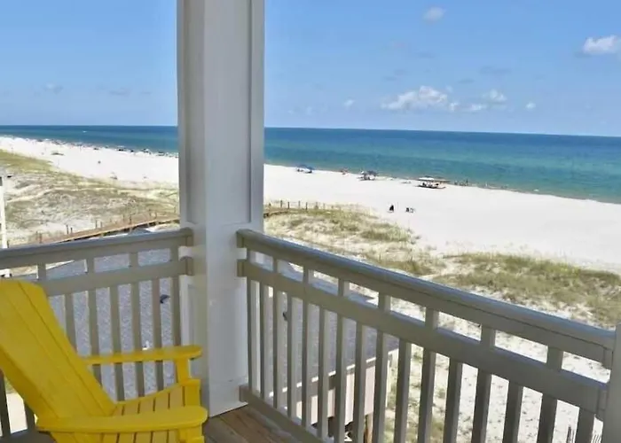 Beachfront 8bedrooms Lemonshello Holiday home *