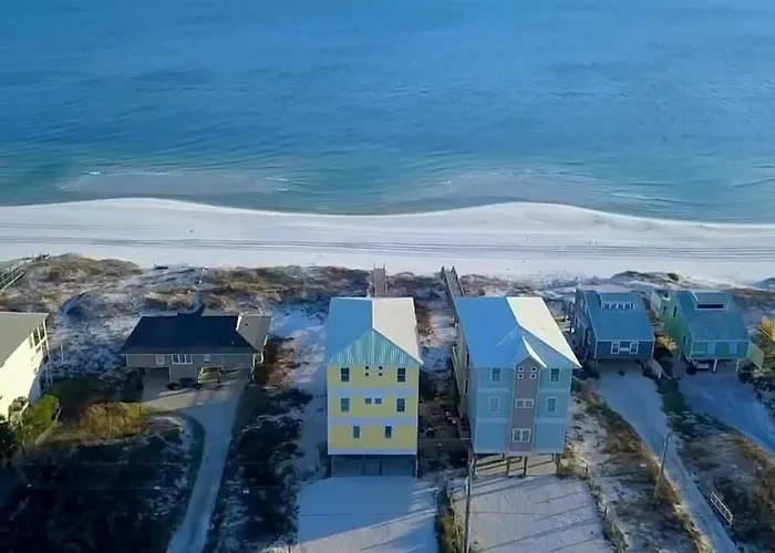 Beachfront 8bedrooms Lemonshello Holiday home